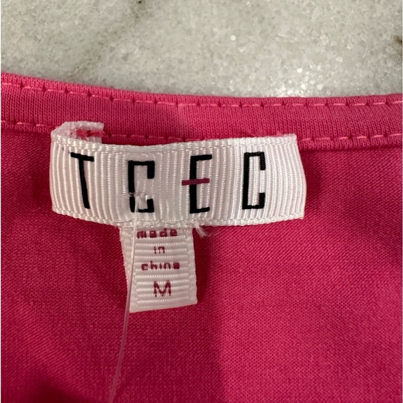 TCEC Top Color: Pink - medium - Picture 2 of 4